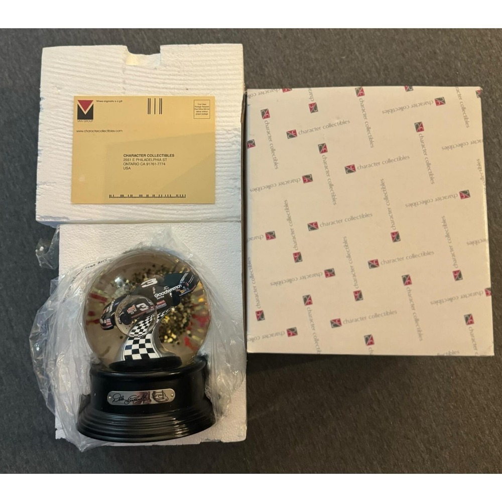 Vintage Dale Earnhardt Snow Globe by‎ Character Collectibles 2002